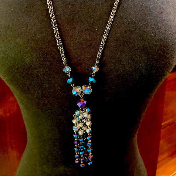 Jewelry - Elegant necklace & earrings EUC